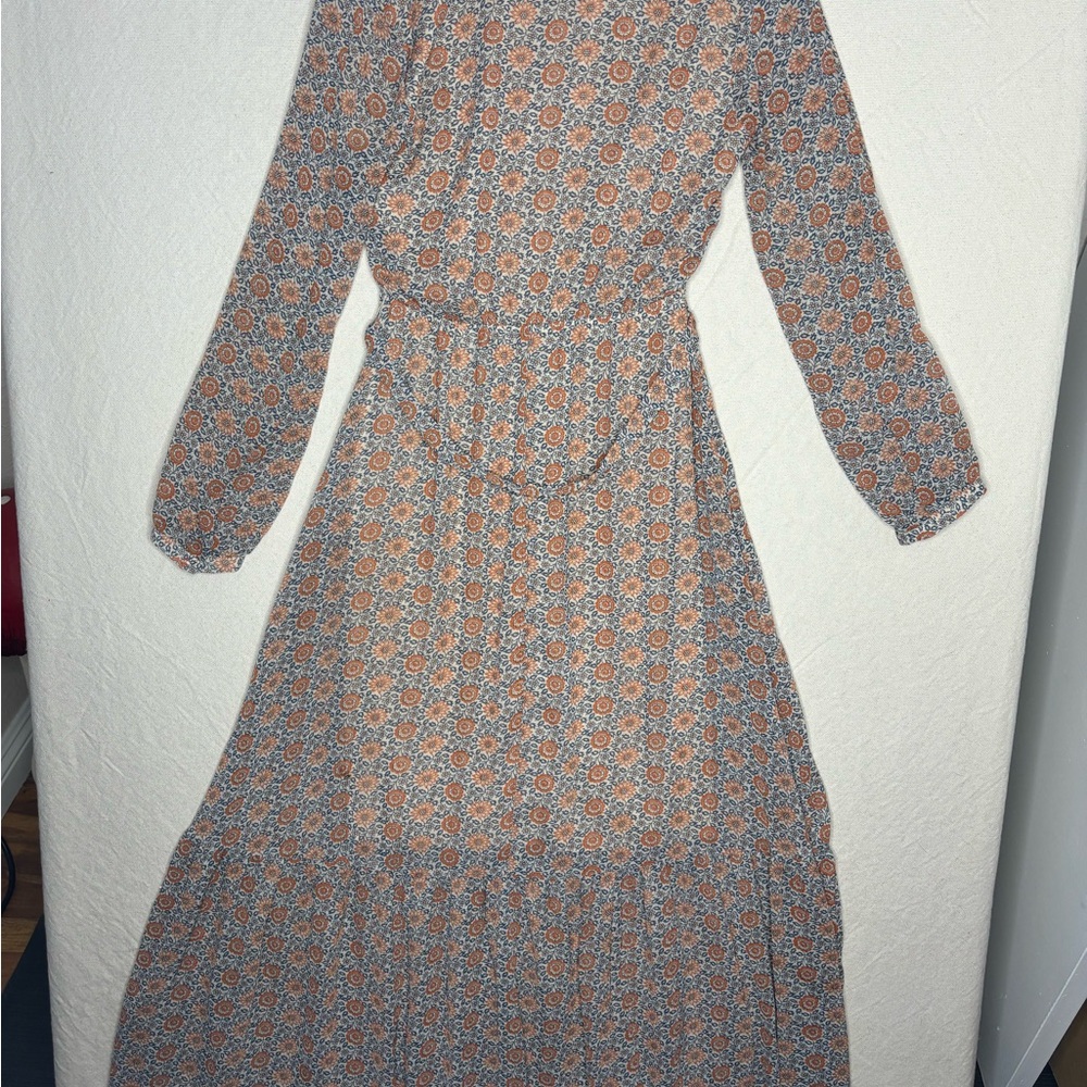 Aakaa women’s medium dress - Picture 5 of 6